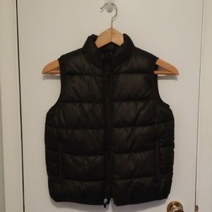 Old Navy Puffer Vest